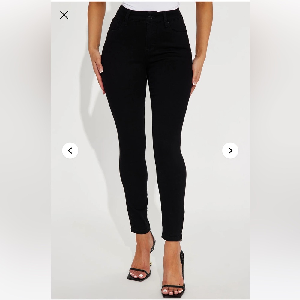 Fashion Nova Black Skinny Jeans